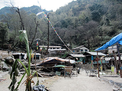 bamboo restaurant trek Langtang